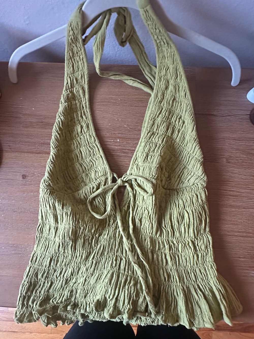 Free-est Green Halter Tie-Front Women's Top